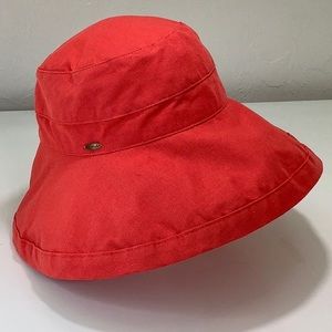 Scala buckle Cloche coral adjustable UPF 50+ Sun hat size OS EUC